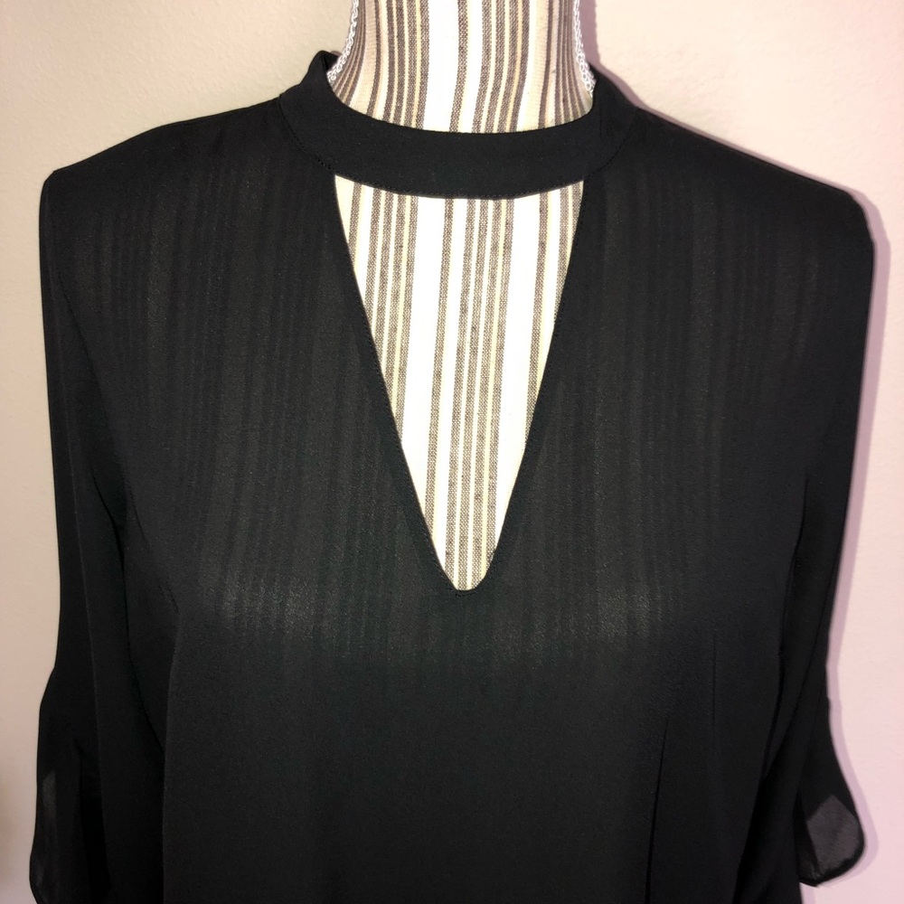 Keyhole Ruffle Blouse - Picture 2 of 4